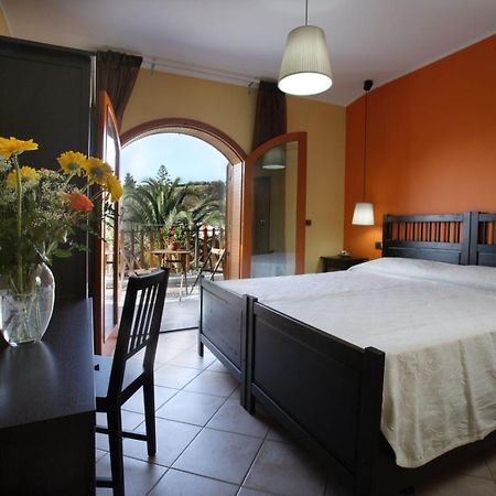 B&B Villa Rodriguez Milazzo Buitenkant foto