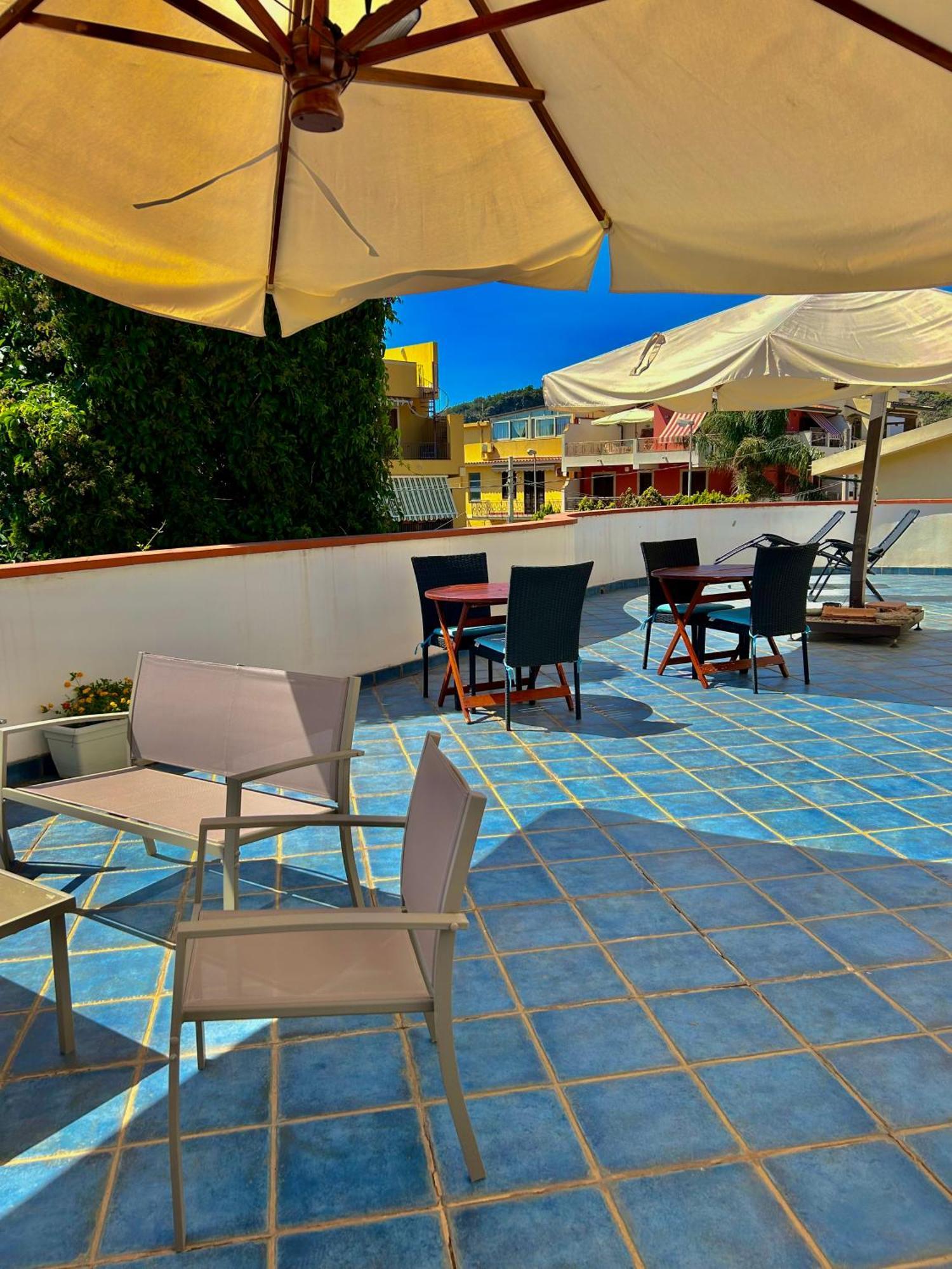 B&B Villa Rodriguez Milazzo Buitenkant foto